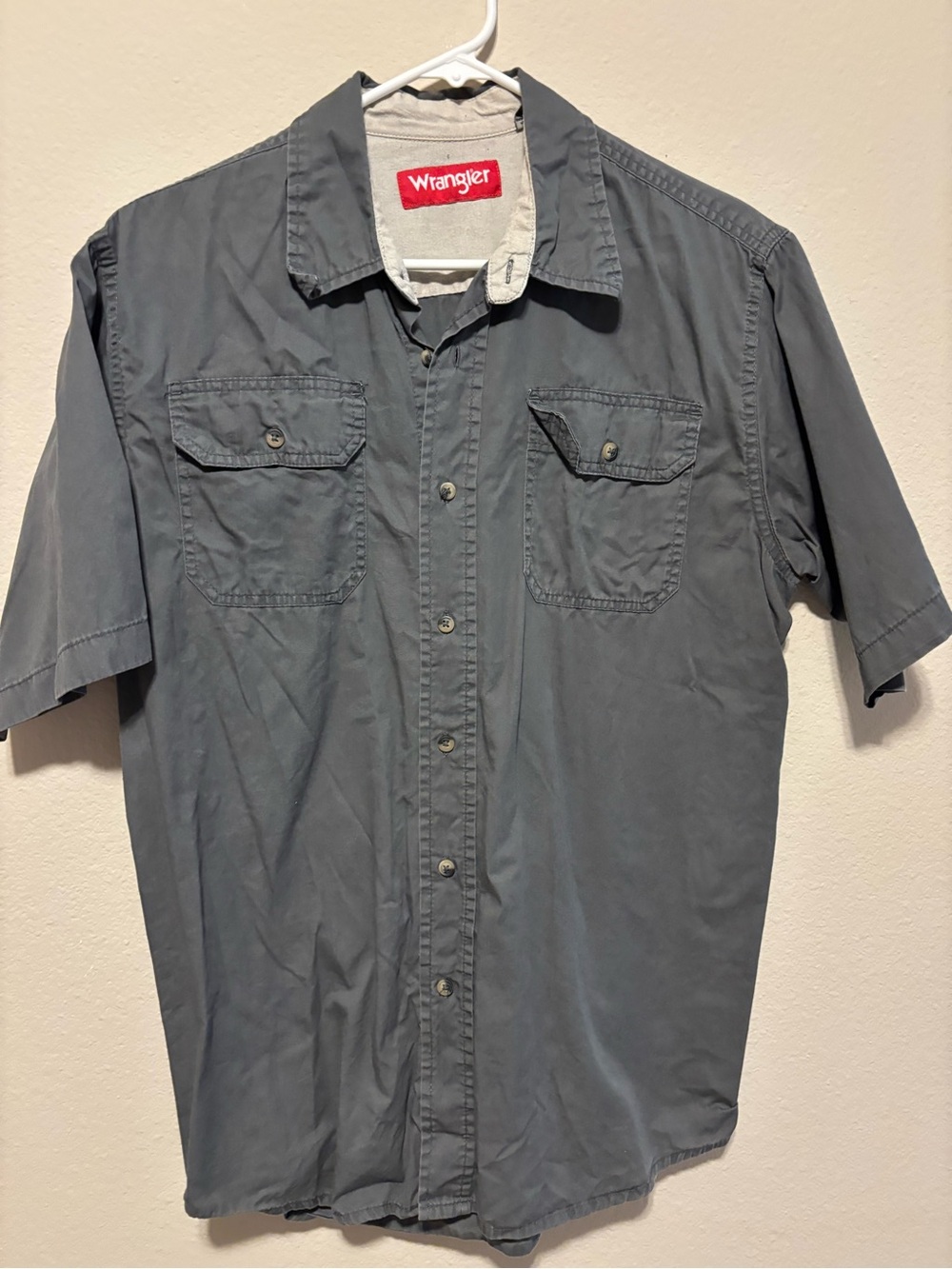 Wrangler Men’s Short Sleeve Button-Down Shirt - Gray